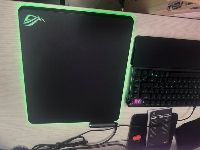 rog笔记本呼吸灯如何开启