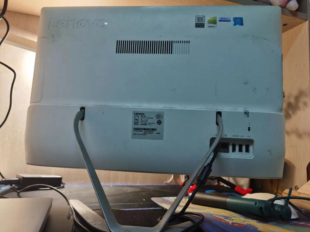 联想笔记本开机一会就自动关机怎么办