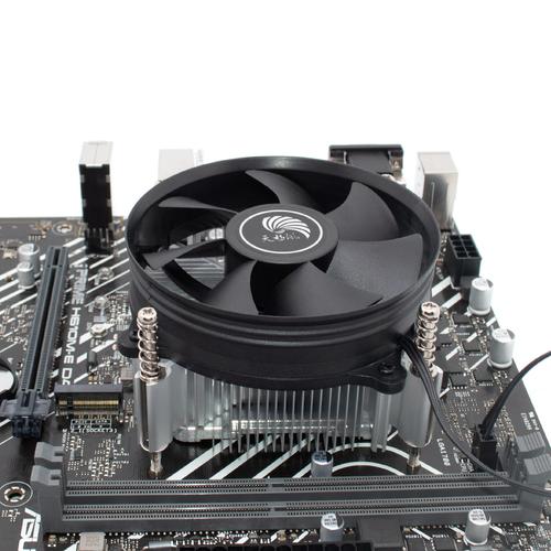 电脑风扇安装的正反面