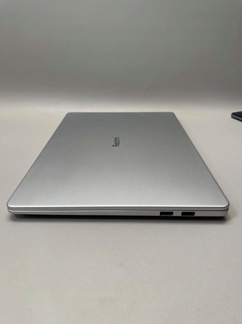 小米红米笔记本电脑实测三大坑