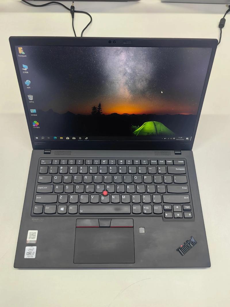 thinkpad+x1笔记本电脑屏幕没有铺满?