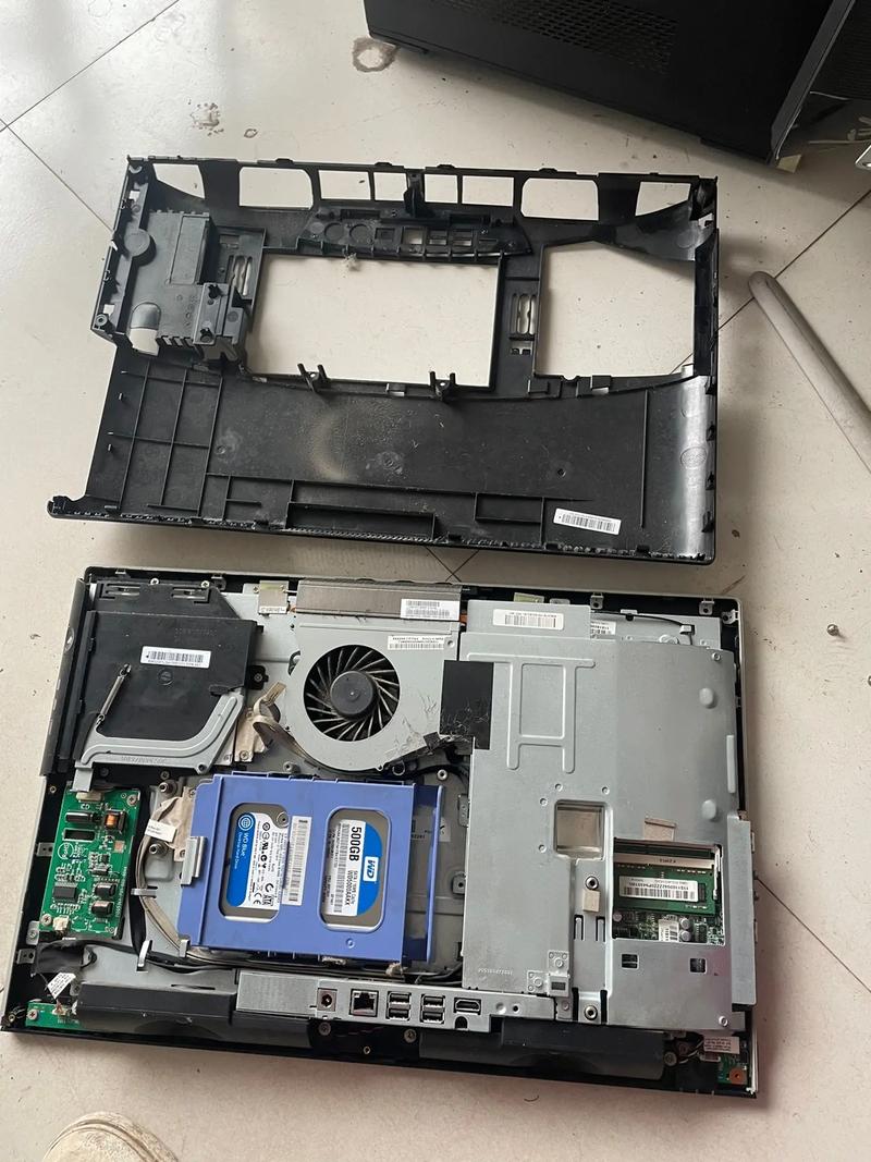 联想y485p笔记本电脑怎么拆