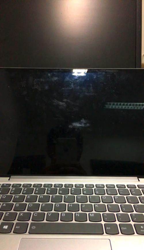 联想笔记本电源键亮但黑屏
