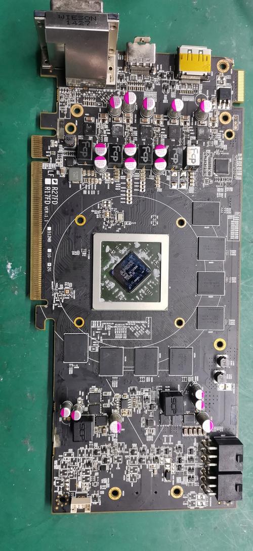 怎么能快速的辨认显卡是独立的还是集成的??