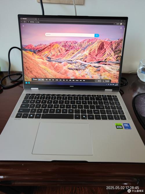 办公电脑买独显好还是集显好