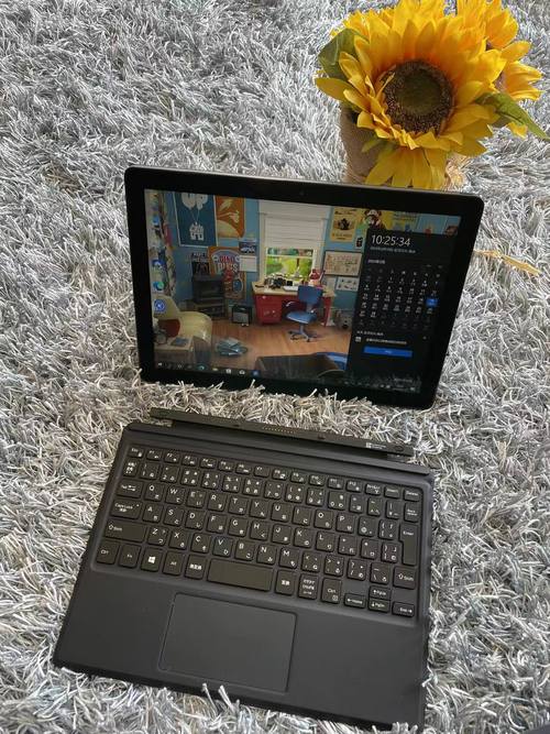 学生党买平板电脑还是二合一笔记本好?