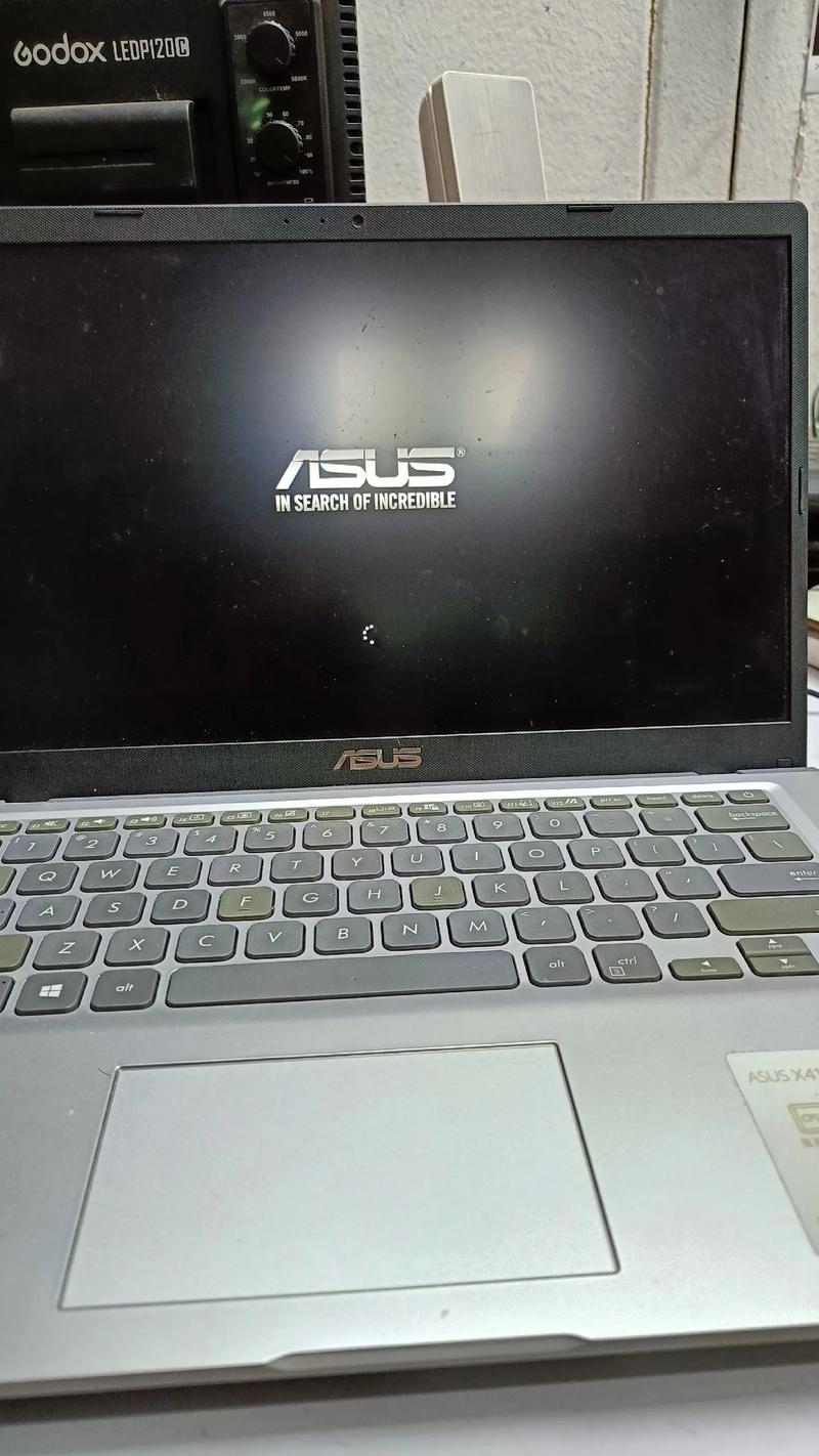 华硕笔记本有驱动正常但没有声音