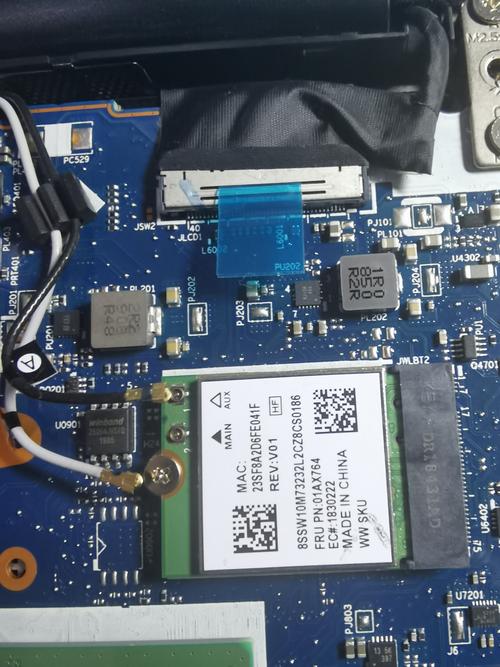 笔记本电脑更换无线网卡