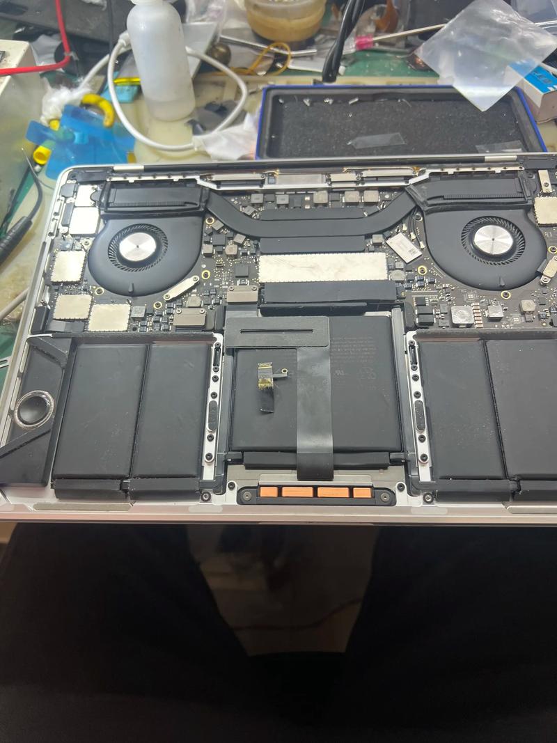 苹果电脑风扇声音但是黑屏苹果笔记本电脑开机黑屏没反应怎么办