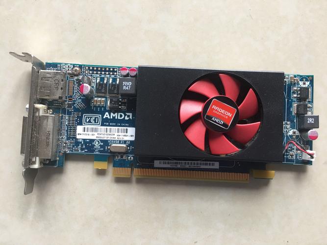 【粉红色的回忆】总有一款适合你!盘点“猛男色”时尚配件