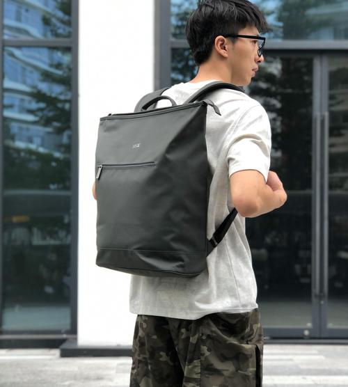 天津哪里有卖双肩背电脑包的?