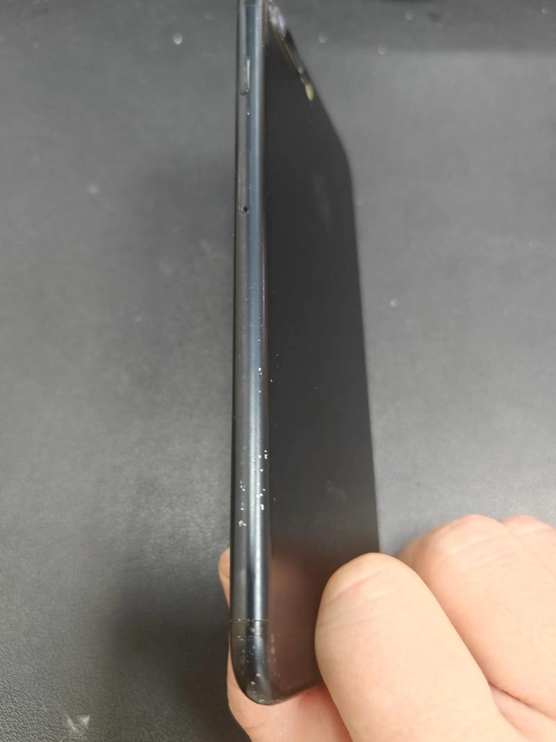 iphone7plus换外屏多少钱