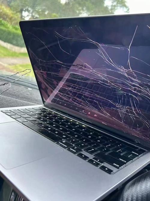 电脑显示器内屏碎了能修吗