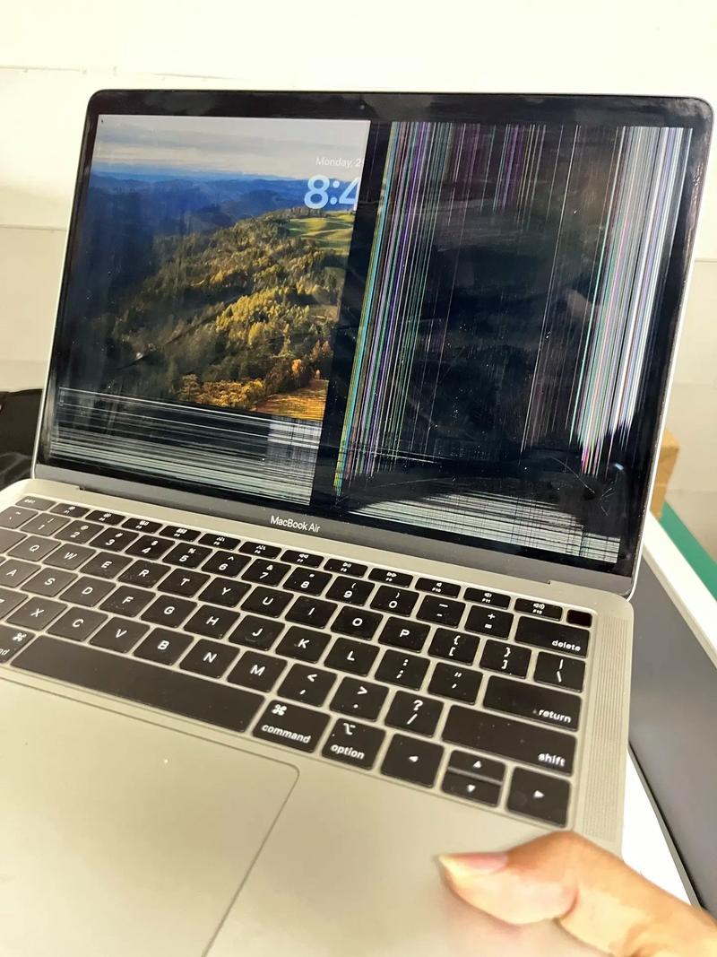 辉县修电脑哪里有卖新乡市戴尔客服电话笔记本屏幕碎了能修好吗