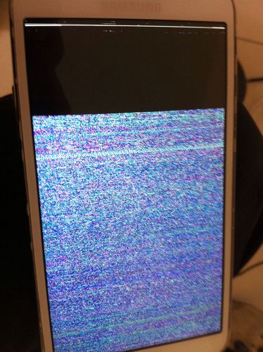 三星r428笔记本电脑刷bios后开机黑屏无法启动的解决办法?