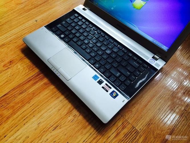 三星笔记本rv415可以安装win10吗