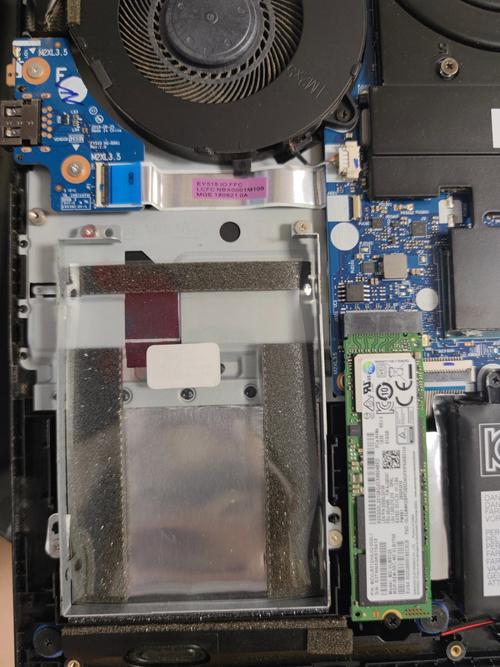 y7000p2024笔记本固态硬盘选取