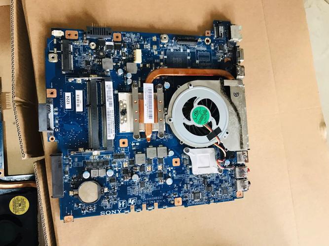 索尼EA38的主板是啥牌子的?