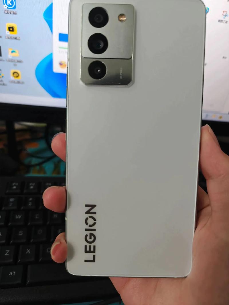 联想拯救者y9000p背光灯怎么开