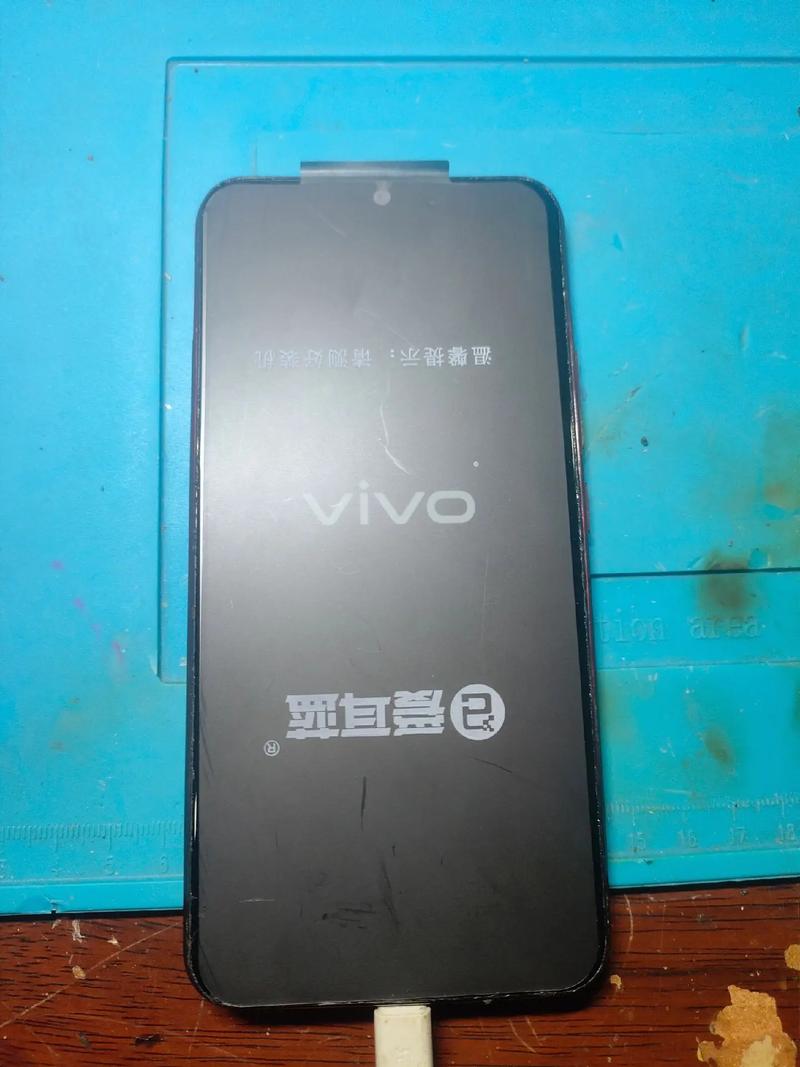 vivoY3手机屏幕碎了大概需要多少钱?