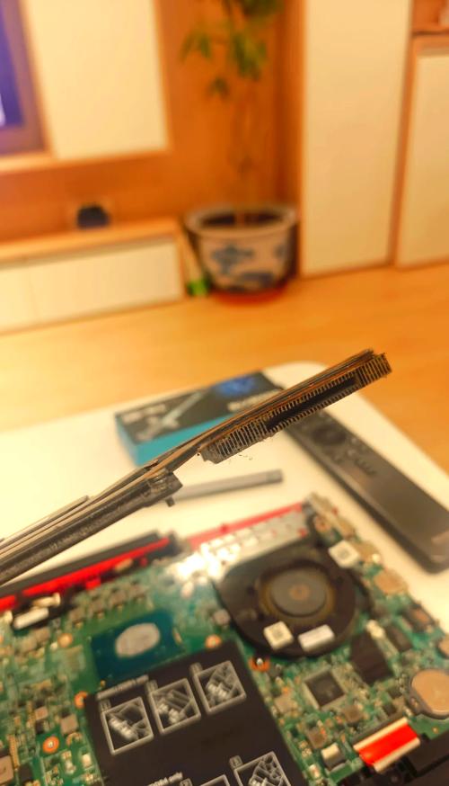 戴尔g3安装内存条教程(戴尔g3怎么装内存)