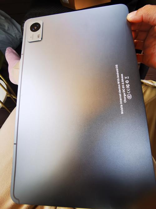 电脑办公设备中,14寸平板和其他尺寸平板的区别是什么