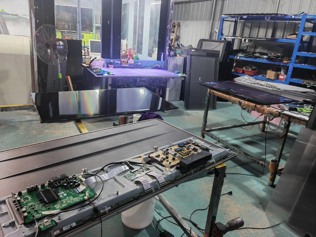 液晶显示器故障排查及维修