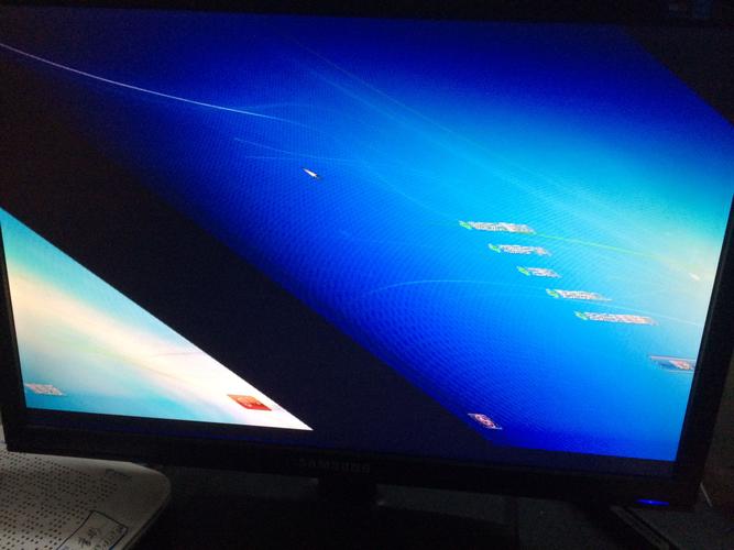 三星显示器黑屏,电源灯不亮如何处理?