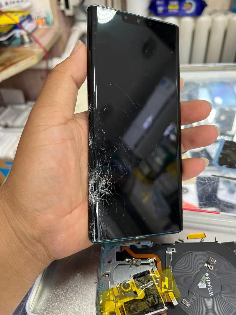 苹果7P换内屏多少钱?麻烦报一下价