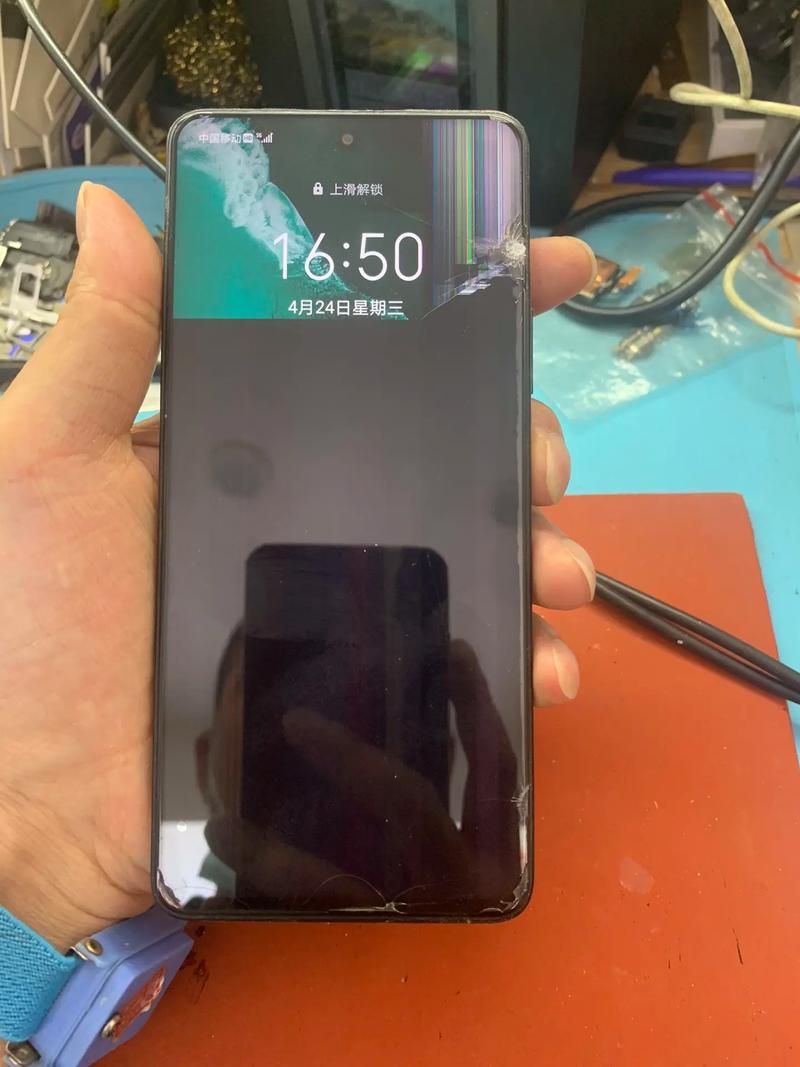 华为荣耀X10MaX手机屏摔坏了还能用发信息打电话要换个外屏还是内屏...