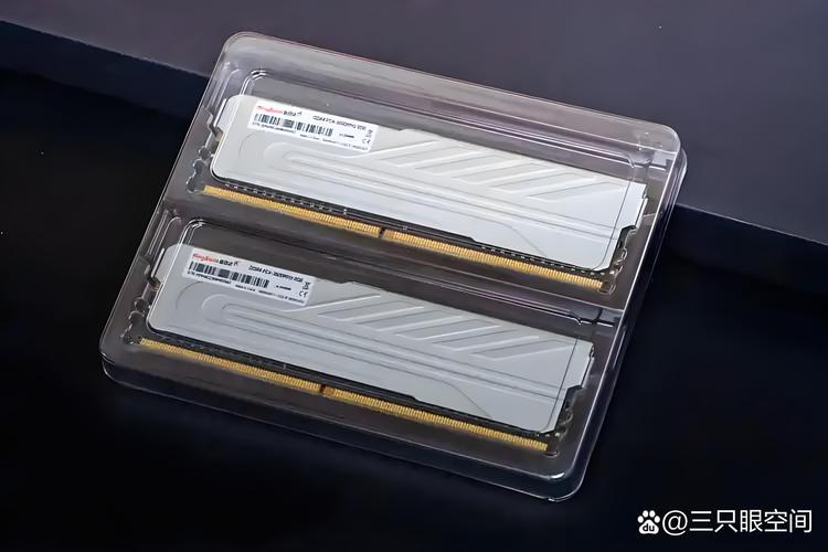 16gb金士顿6000c30现在多少钱