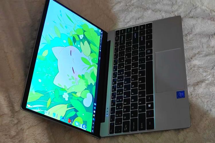 联想ideapad和小新那个好?