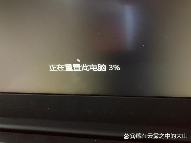 笔记本电脑开机黑屏只有鼠标箭头怎么办?