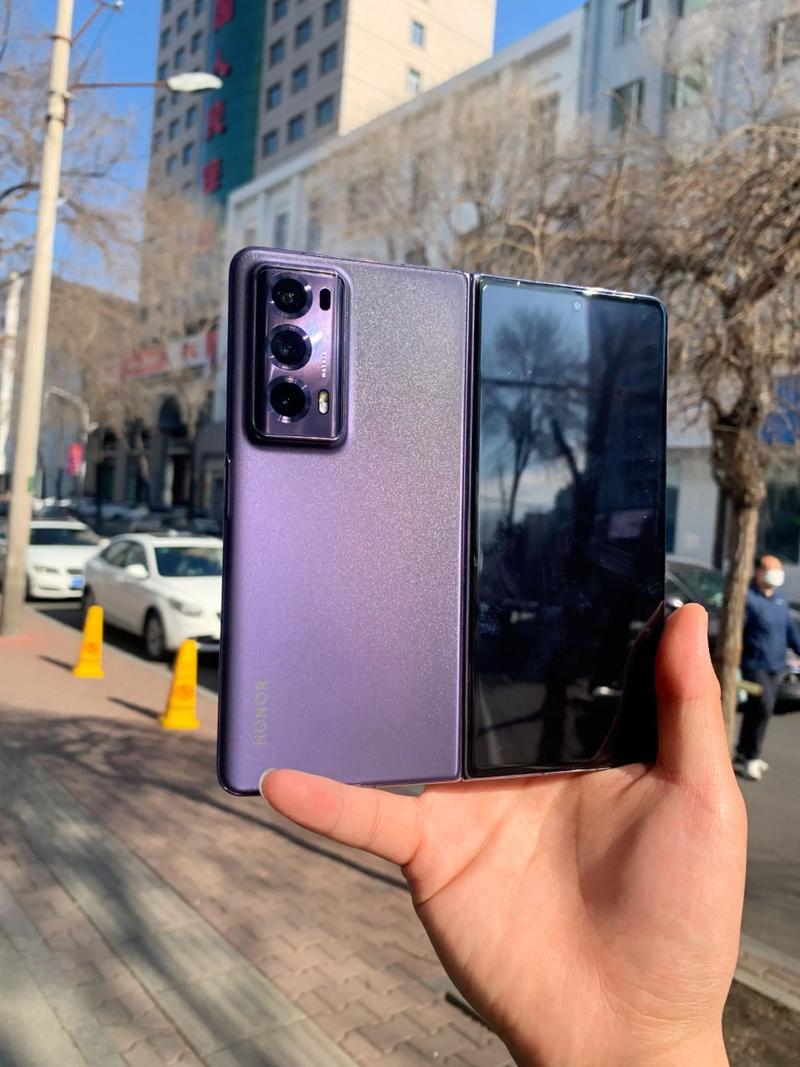 荣耀magic2中框材质