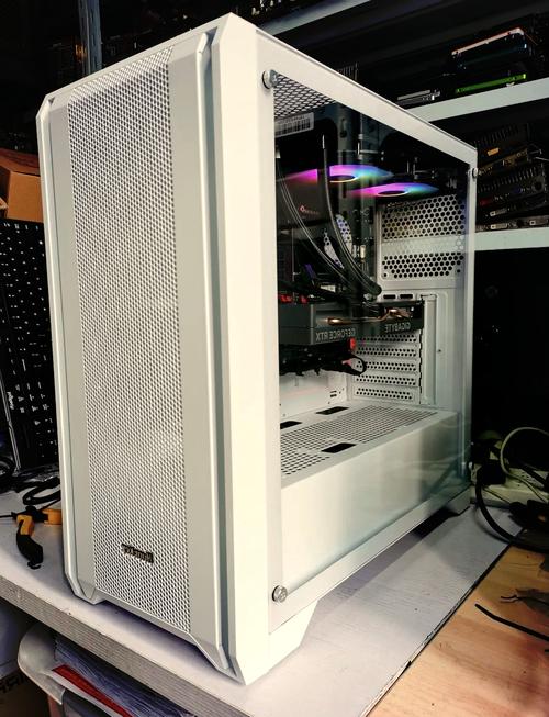 200元左右的机箱中,航嘉大白是否是高性价比之选?