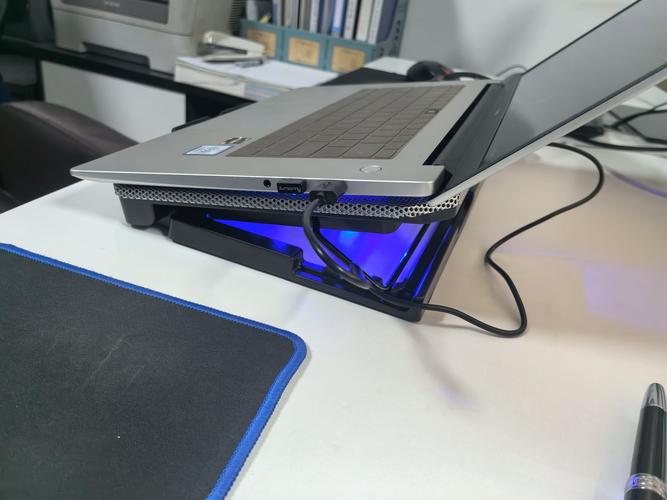 笔记本电脑散热底座有什么用?