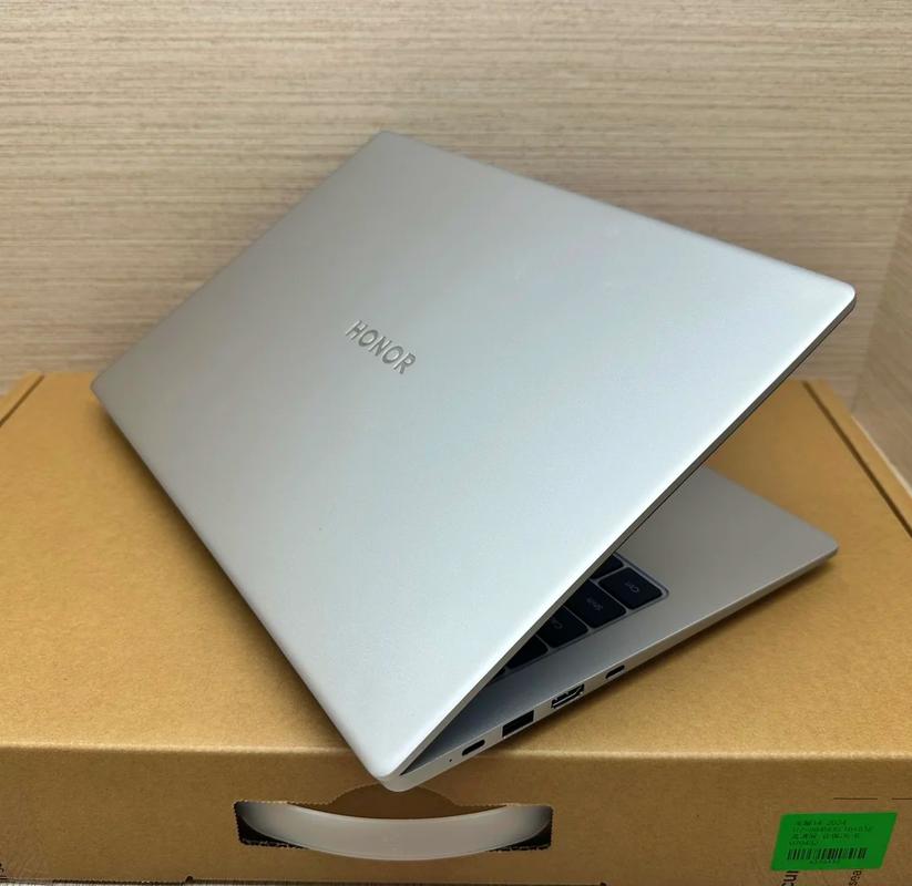 荣耀笔记本X14值得买吗?