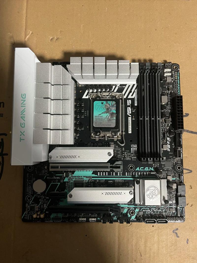 华硕天选4主板是什么型号