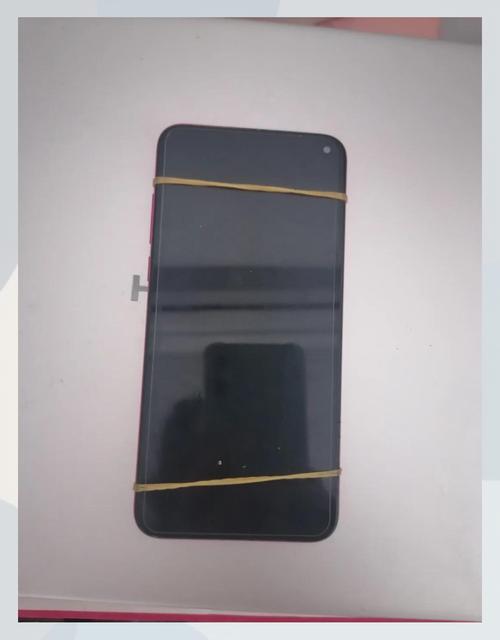 手机屏幕碎了换一个多少钱?