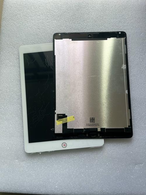 苹果笔记本换屏幕多少钱