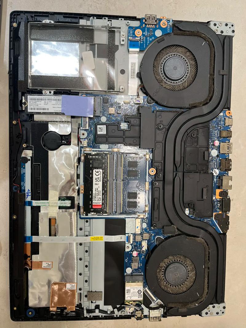 三星500r4k能不能装内存条