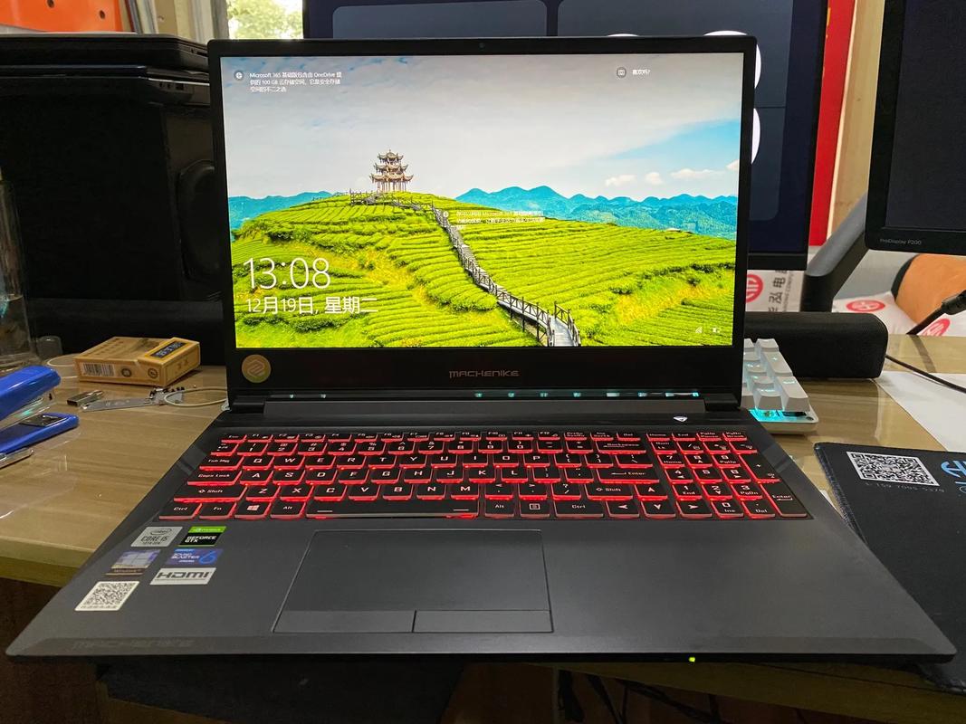 机械师笔记本质量怎么样?玩吃鸡可以吗?