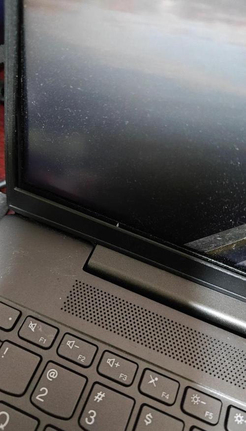 笔记本电脑屏幕轴螺丝柱断了华硕笔记本键盘屏幕链接处断裂怎么办