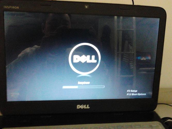 戴尔笔记本一开机就死机,怎么办?