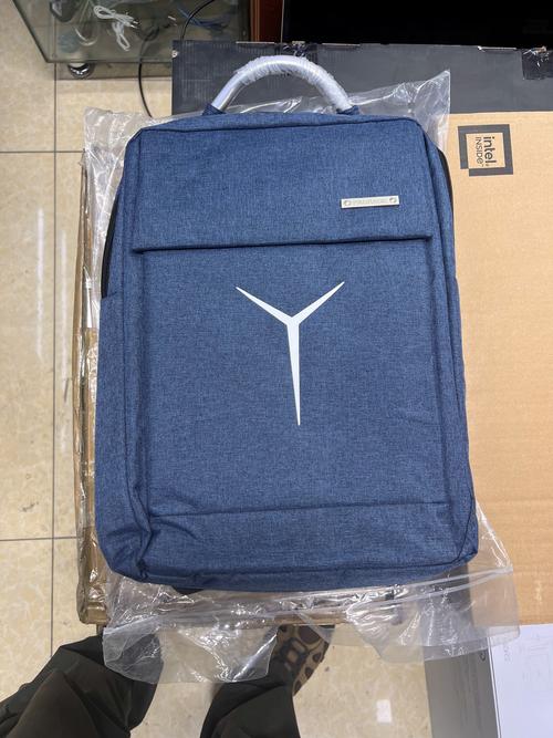 16英寸的电脑应该买多大电脑包