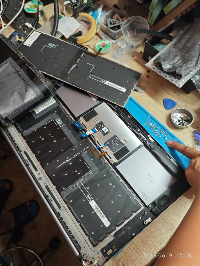 修笔记本电脑键盘要多久