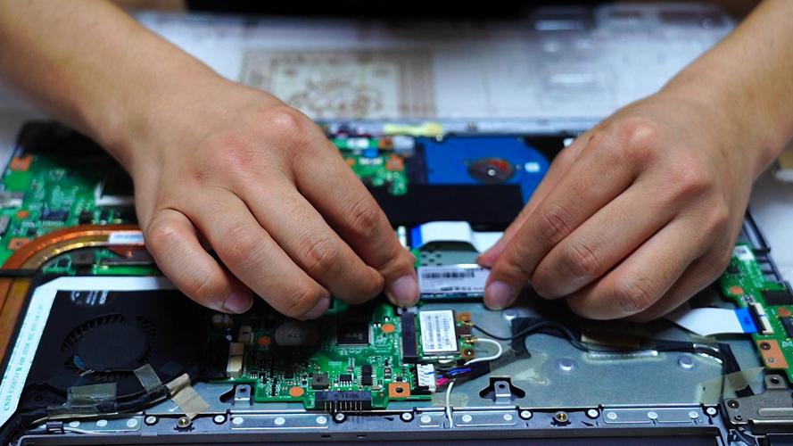 移动硬盘可以装到电脑上吗?