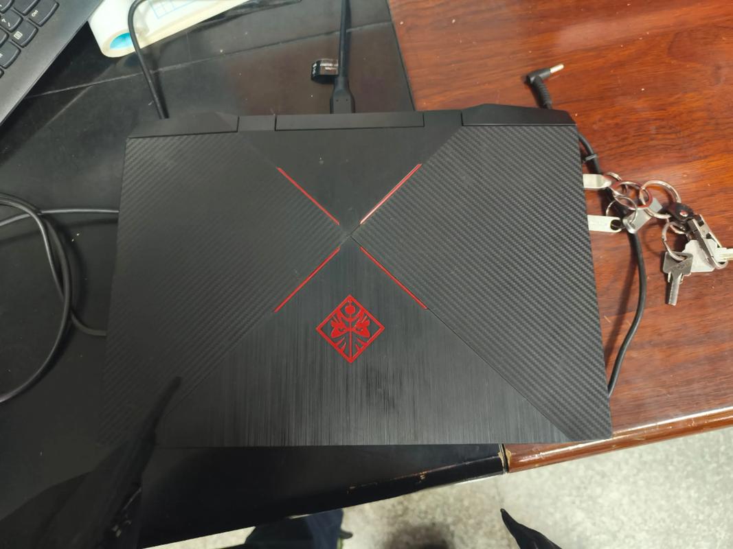 惠普电脑显示屏换屏多少钱(惠普换个显示屏多少钱)