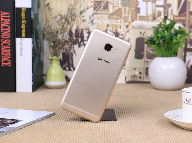 三星C7Pro和三星C7有什么区别