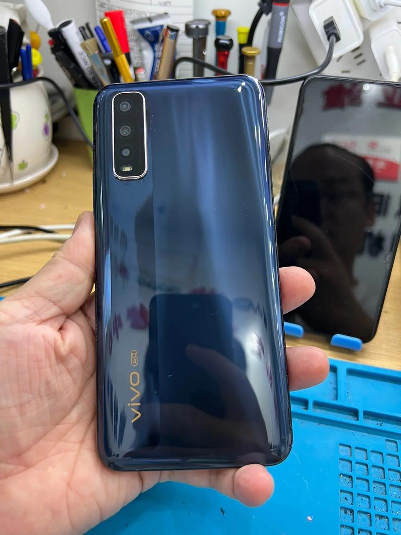 vivoy70s值得入手吗